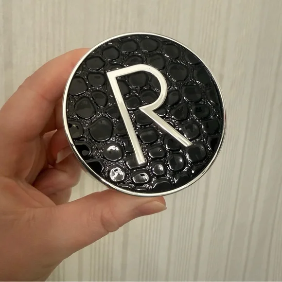 NIB🪩 Rodial Glass Powder Loose Blurring Powder - Picture 5 of 7